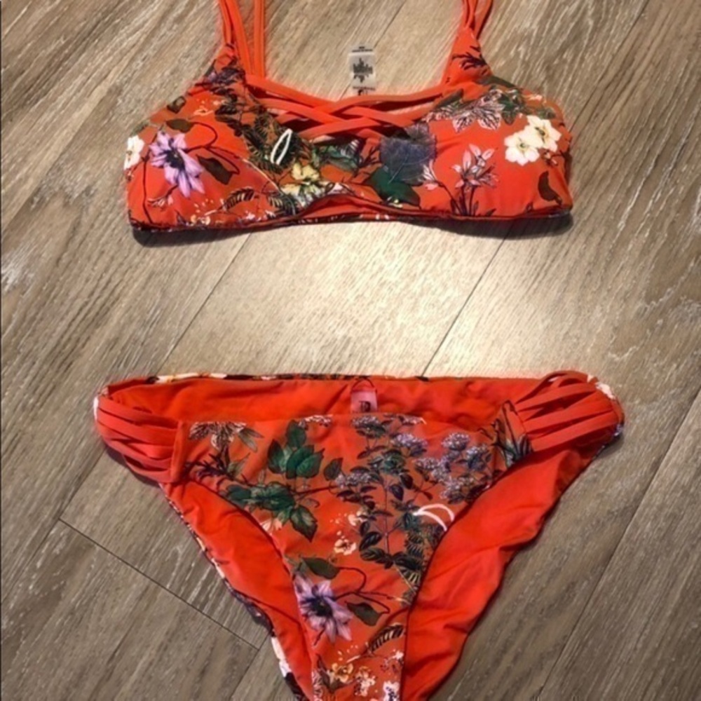 TiNiBiKiNi 2 Pc Reversible Bikini SET NWT Sz XL